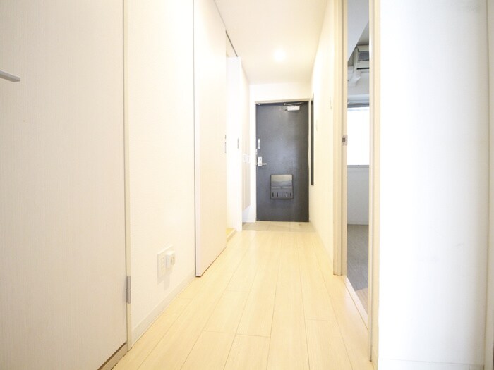 物件内観写真20　(廊下)