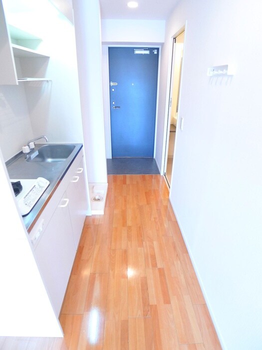 物件内観写真9　(廊下)