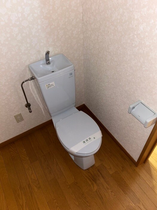 物件内観写真11　(トイレ)