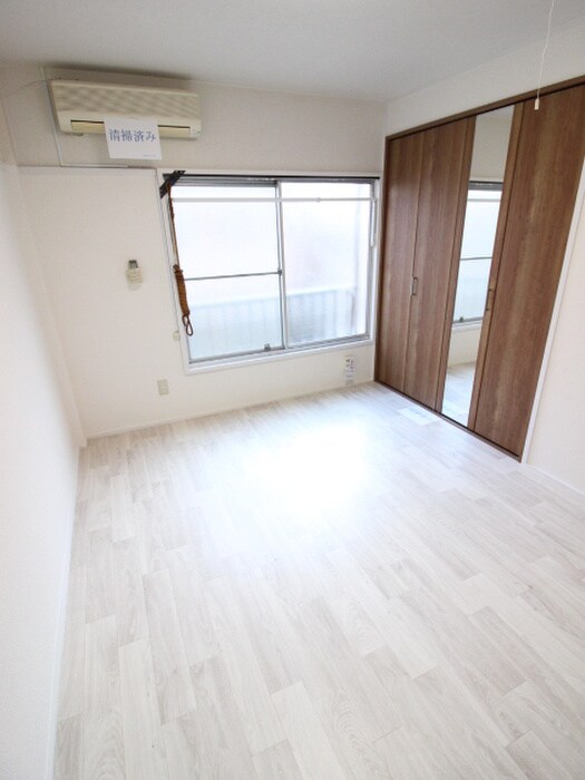 物件内観写真14　(居室)