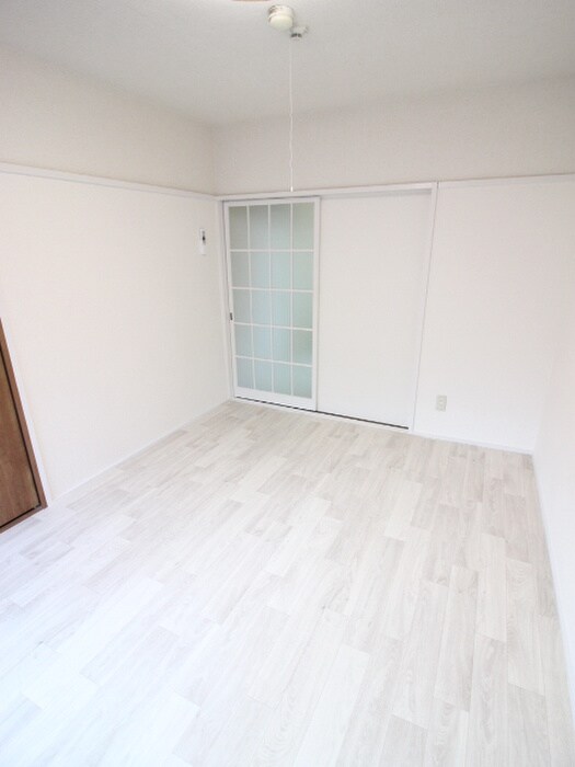 物件内観写真15　(居室)