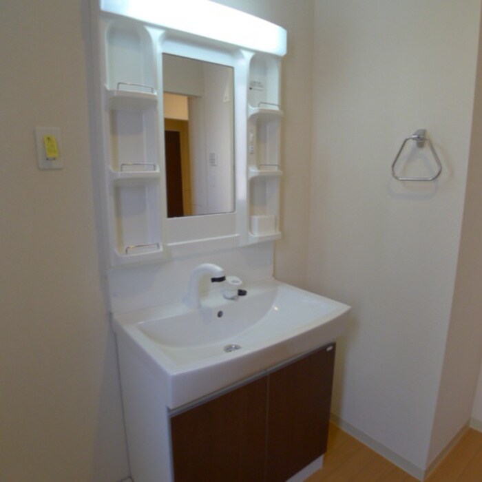 物件内観写真11　(洗面)