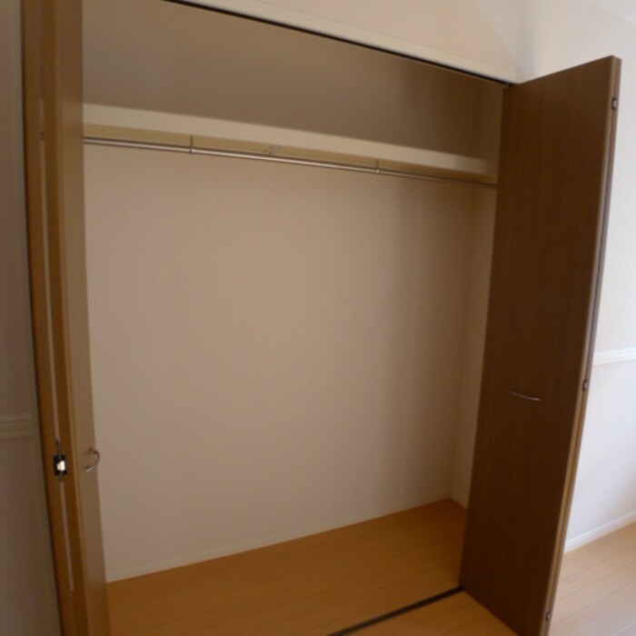 物件内観写真13　(収納)