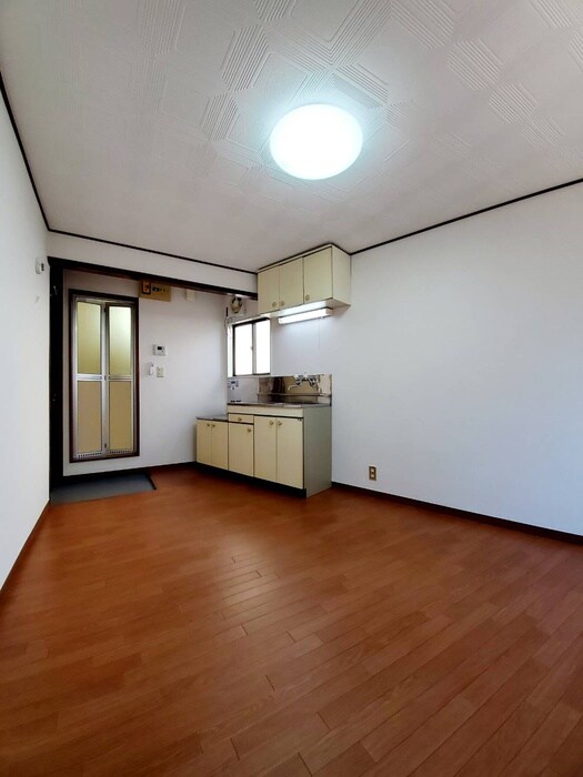 物件内観写真5　(居室)