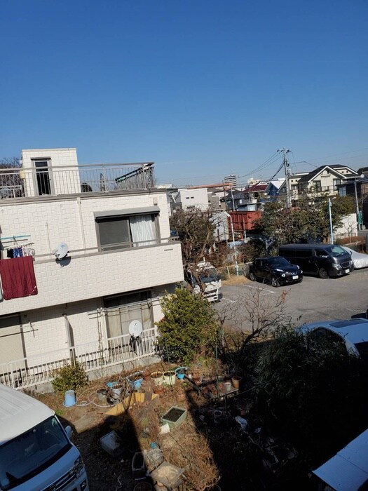 物件内観写真14　(室内からの展望)