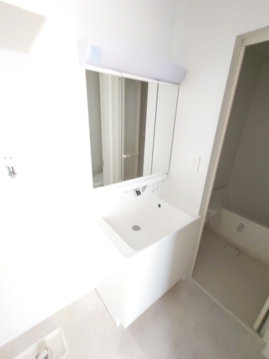 物件内観写真12　(洗面)