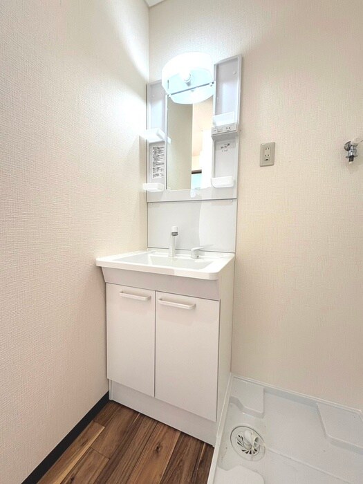 物件内観写真11　(洗面)