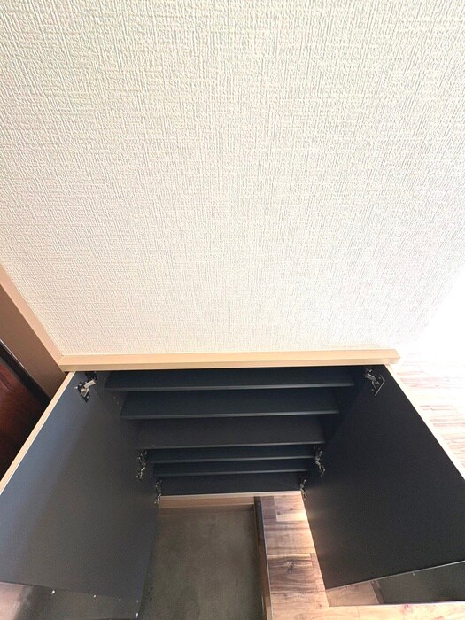 物件内観写真16　(靴箱)