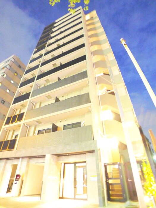 ユリカロゼAZ梅島(201)の物件外観写真