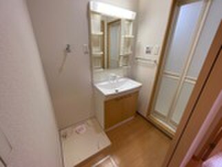 物件内観写真11　(洗面)