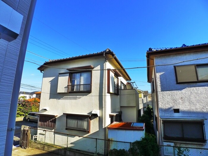 物件内観写真13　(室内からの展望)