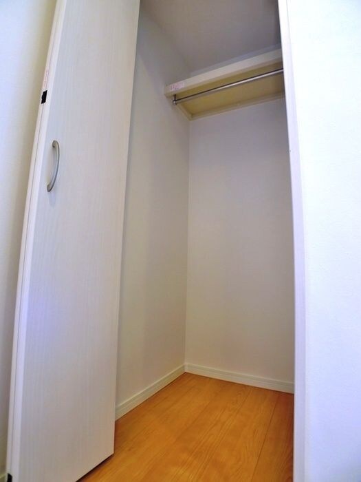 物件内観写真21　(収納)