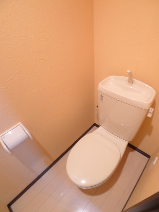 物件内観写真7　(トイレ)