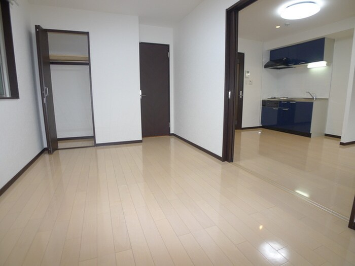 物件内観写真10　(居室)