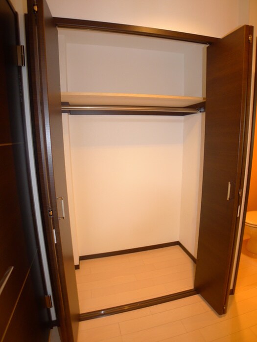 物件内観写真11　(収納)