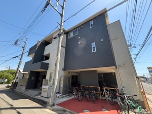 グランハイム外観写真