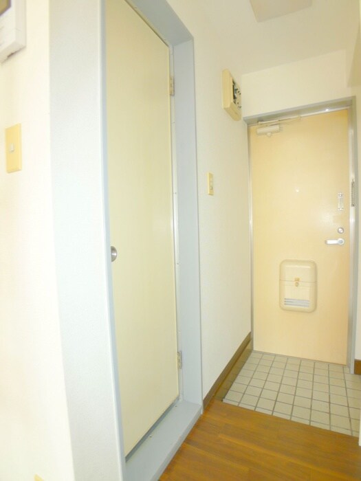 物件内観写真22　(廊下)