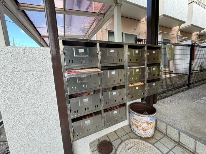 物件外観写真4　(建物設備)