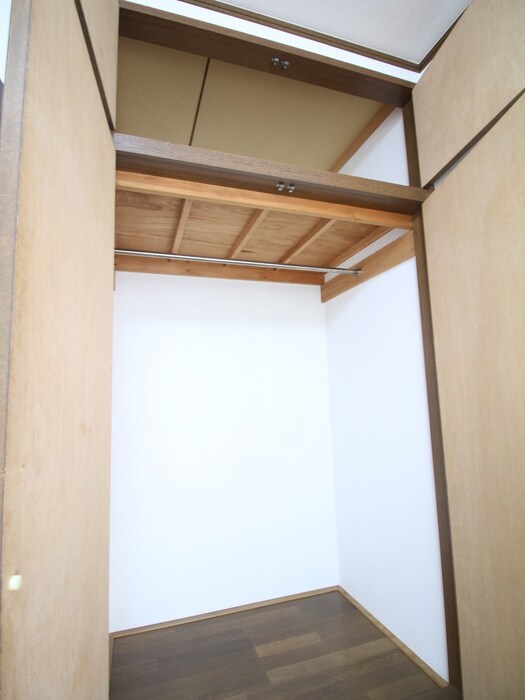 物件内観写真10　(収納)