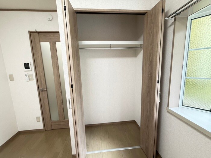 物件内観写真12　(収納)