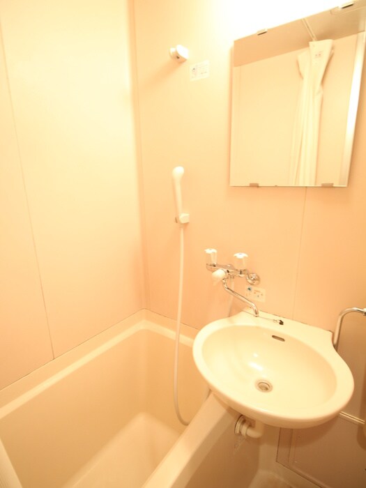 物件内観写真14　(バス／シャワールーム等)