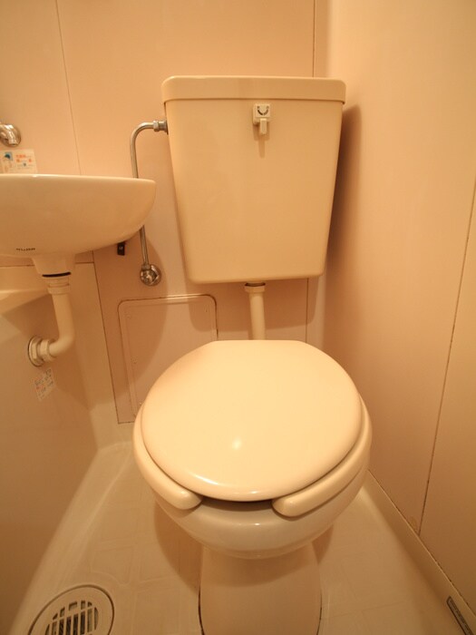 物件内観写真16　(トイレ)