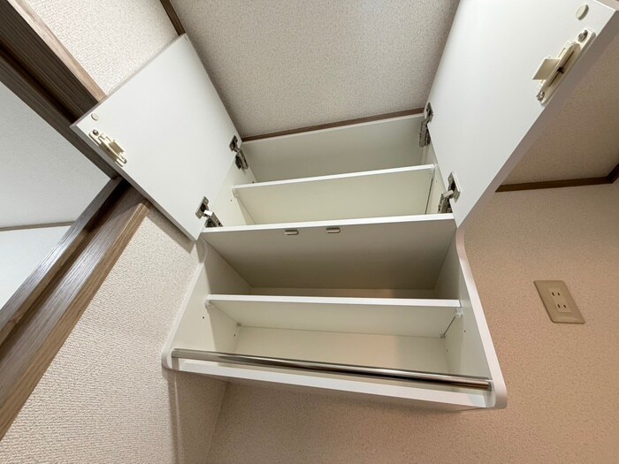 物件内観写真16　(収納)