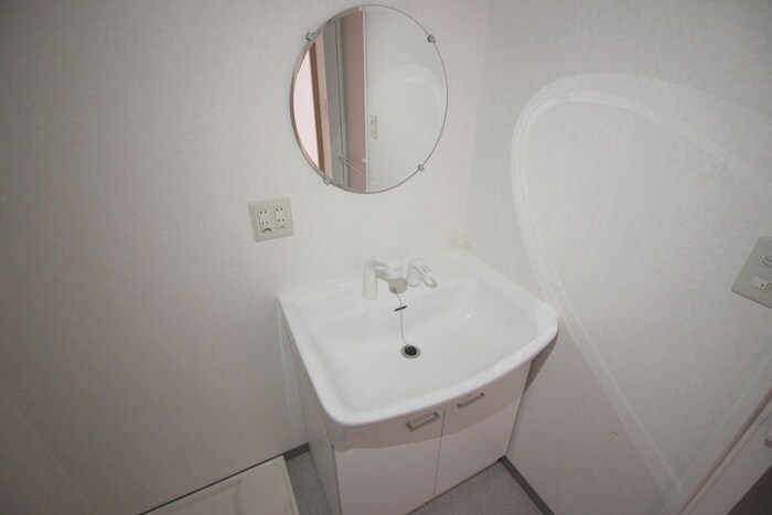 物件内観写真11　(洗面)