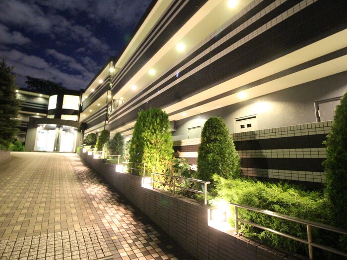 物件外観写真3　(外観写真)