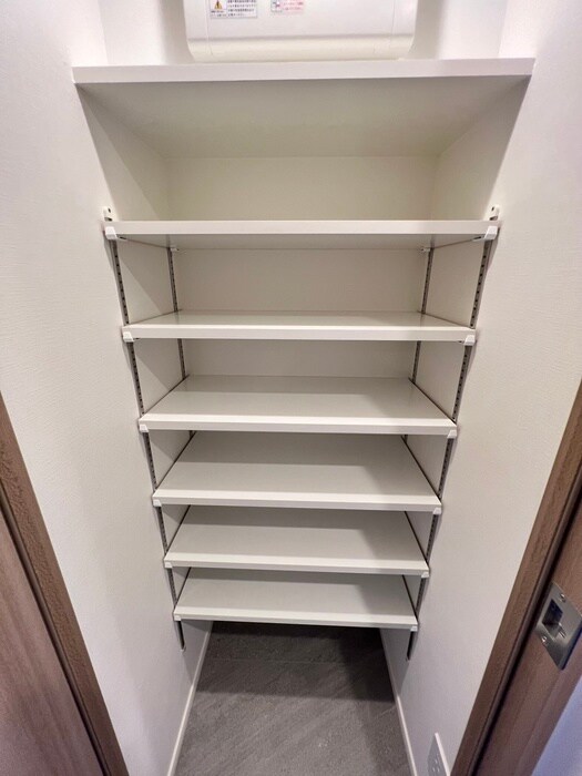 物件内観写真18　(靴箱)