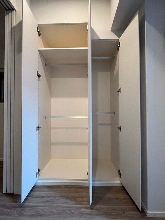 物件内観写真10　(収納)