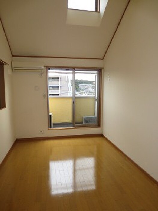 物件内観写真11　(居室)