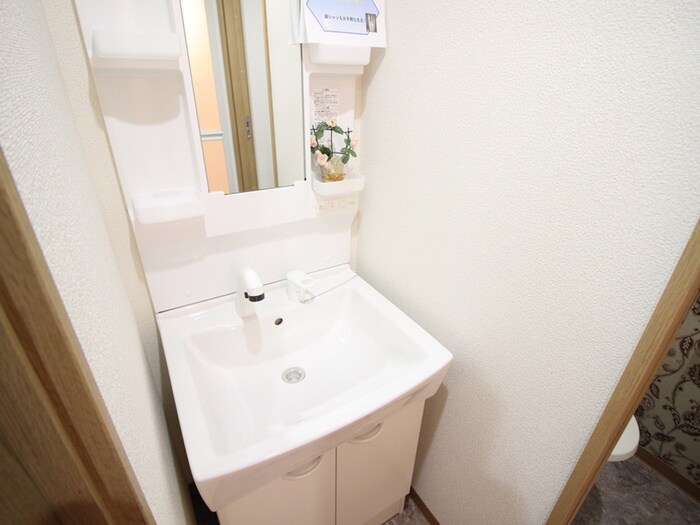 物件内観写真11　(洗面)