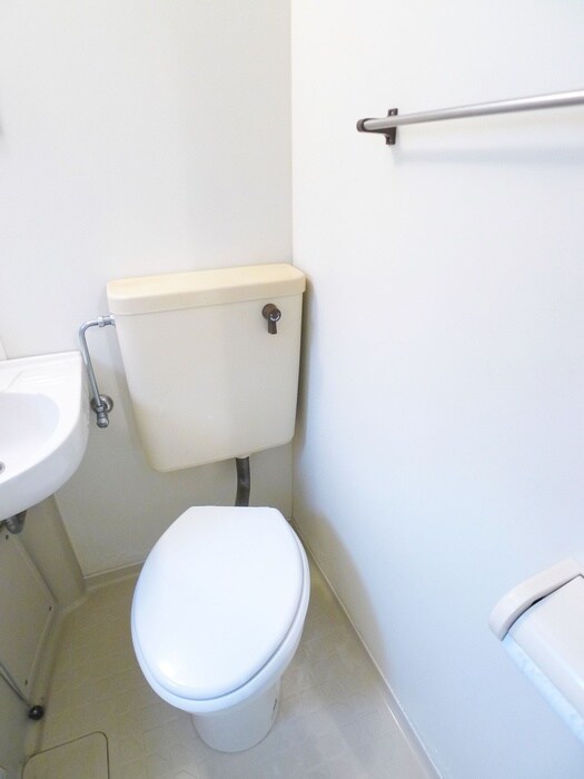 物件内観写真14　(トイレ)