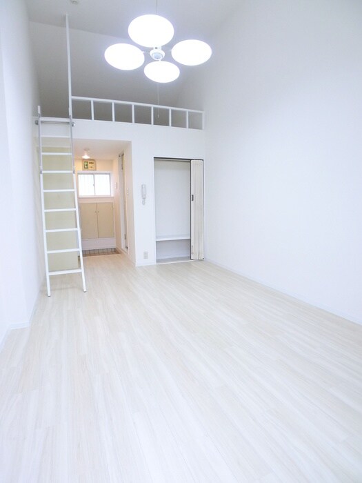 物件内観写真21　(居室)