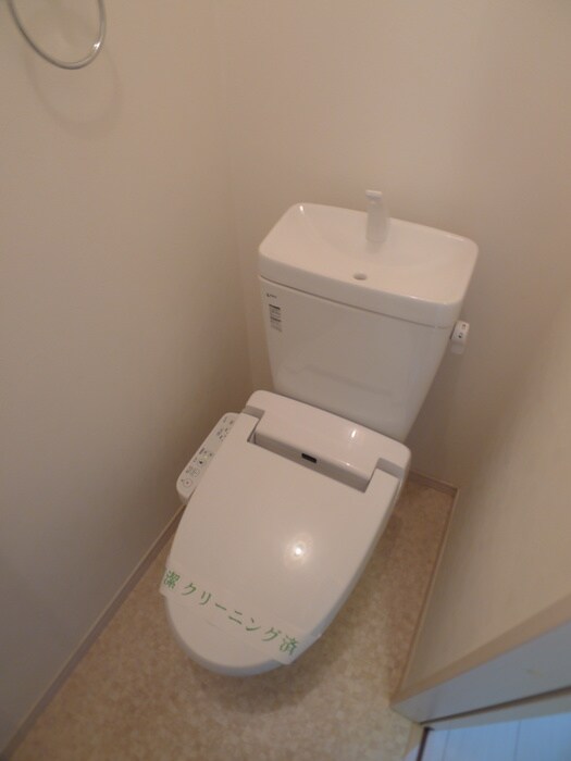 物件内観写真6　(トイレ)