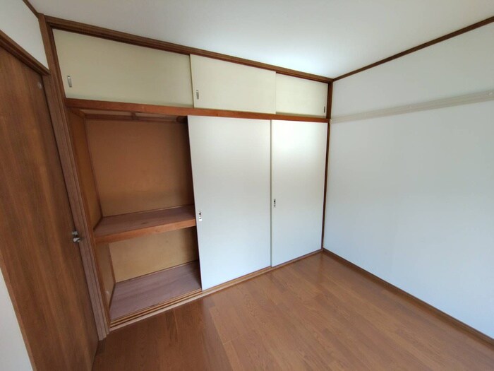 物件内観写真12　(居室)