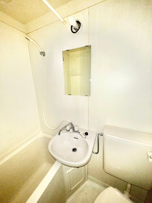 物件内観写真12　(洗面)