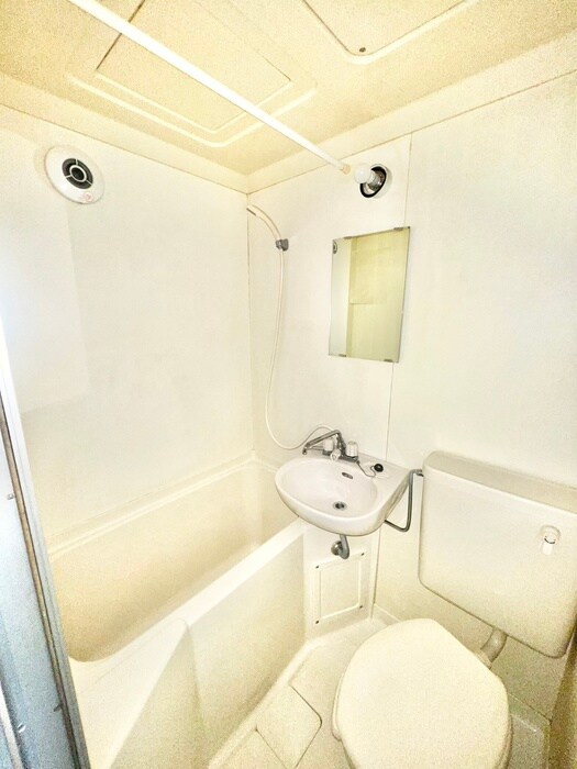 物件内観写真13　(バス／シャワールーム等)