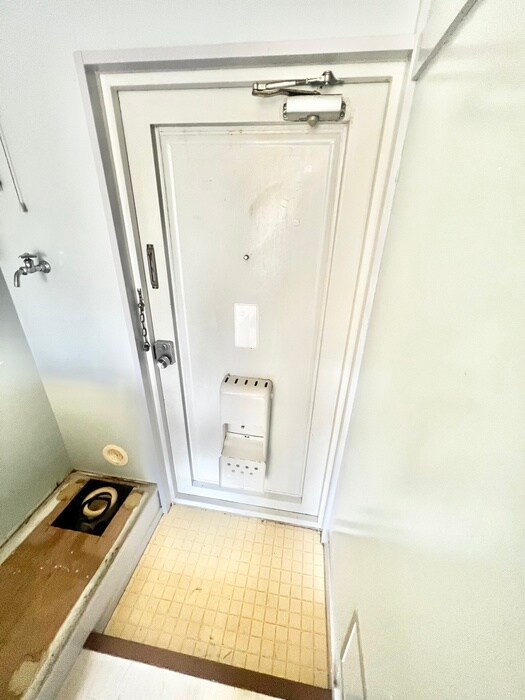 物件内観写真19　(玄関)