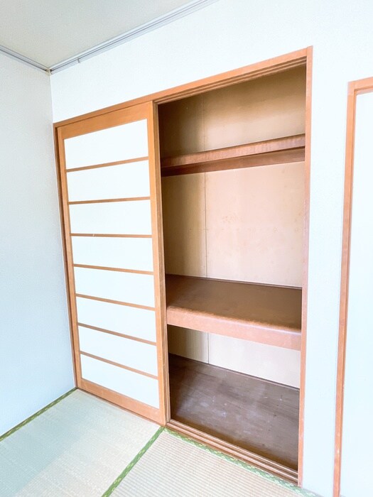 物件内観写真12　(収納)