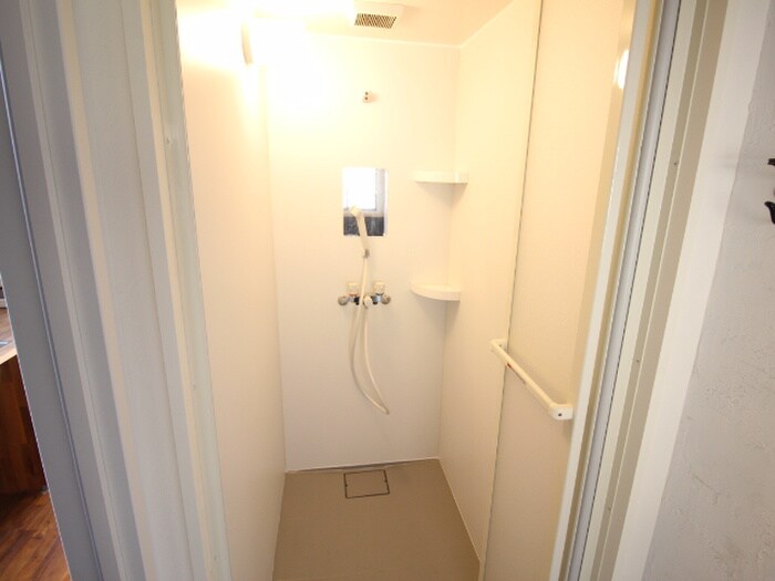 物件内観写真12　(バス／シャワールーム等)