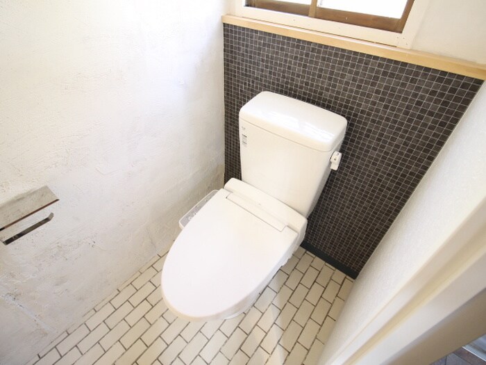 物件内観写真13　(トイレ)