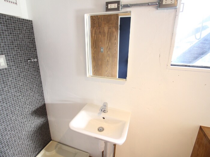 物件内観写真14　(洗面)