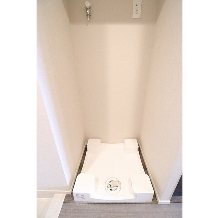 ORSUS HONJOAZUMABASHIの洗濯機置場