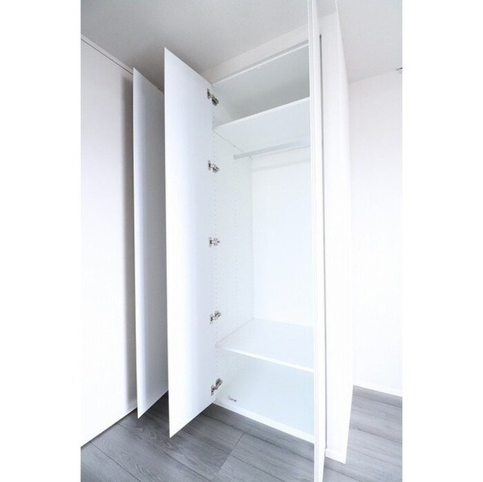 物件内観写真15　(収納)