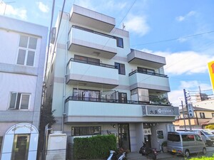 メゾン園外観写真