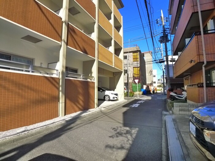 物件外観写真6　(周辺環境)