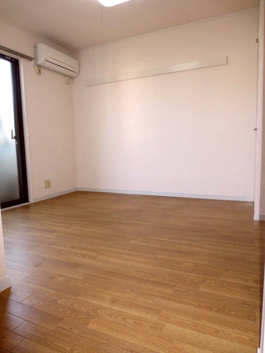 物件内観写真15　(居室)