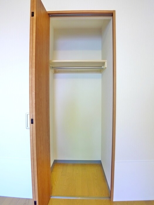 物件内観写真10　(収納)